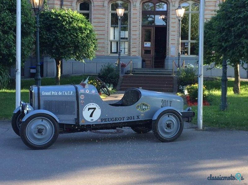 1930' Peugeot 201 photo #2