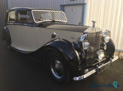 1949' Rolls-Royce Silver Wraith Hooper Limo. photo #5