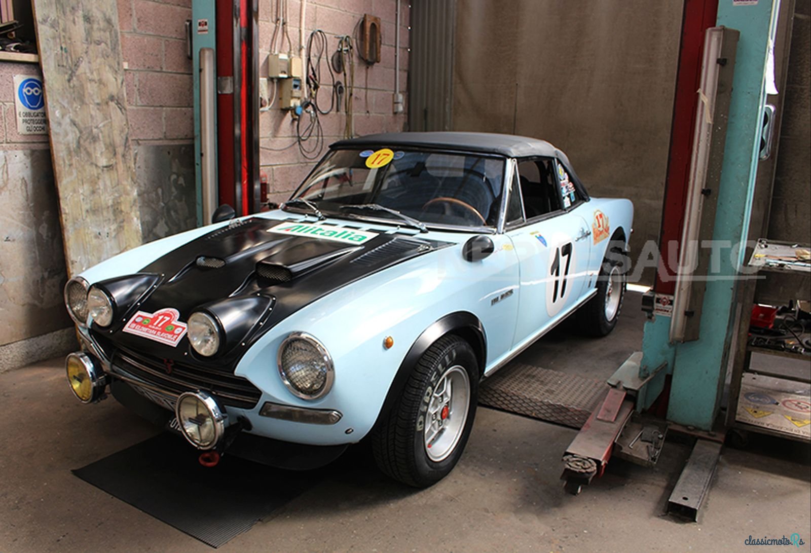 1969' Fiat 124 Spider Abarth photo #1