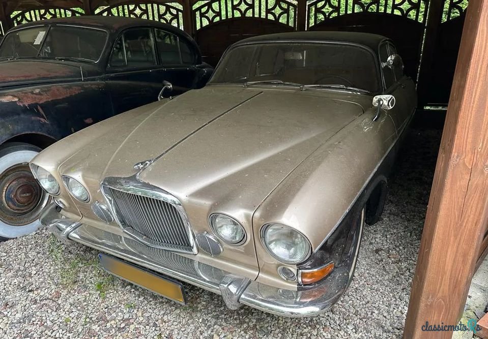 1966' Jaguar MK X photo #1