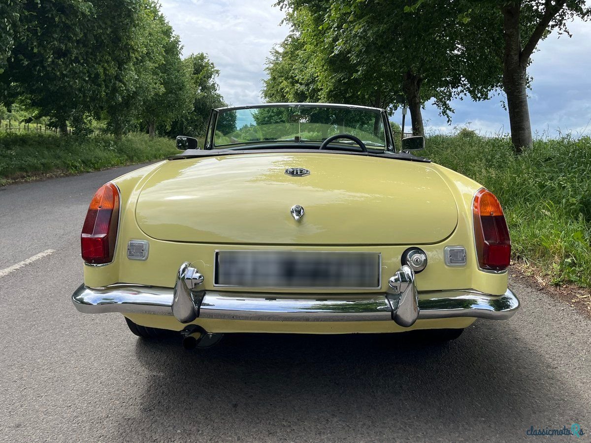 1969' MG MGB photo #5
