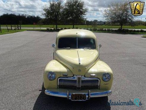 1942' Ford Deluxe Tudor Deluxe photo #6