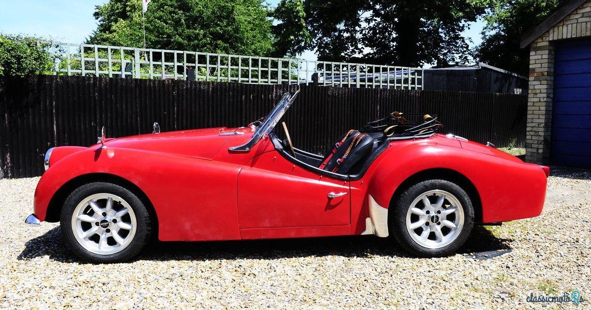 1962' Triumph TR3 photo #5
