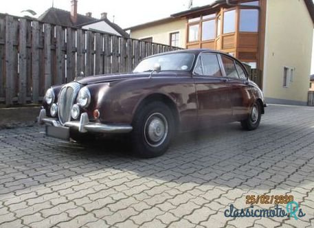 1968' Jaguar Mk Ii photo #1