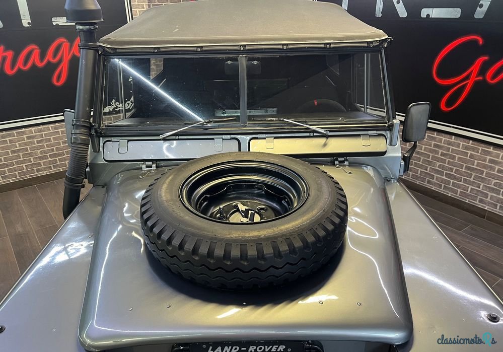 1979' Land Rover Serie III photo #3