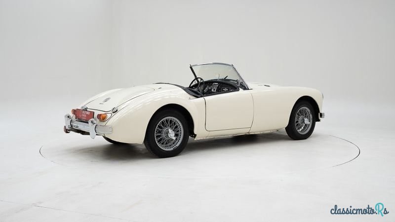 1962' MG MGA photo #2