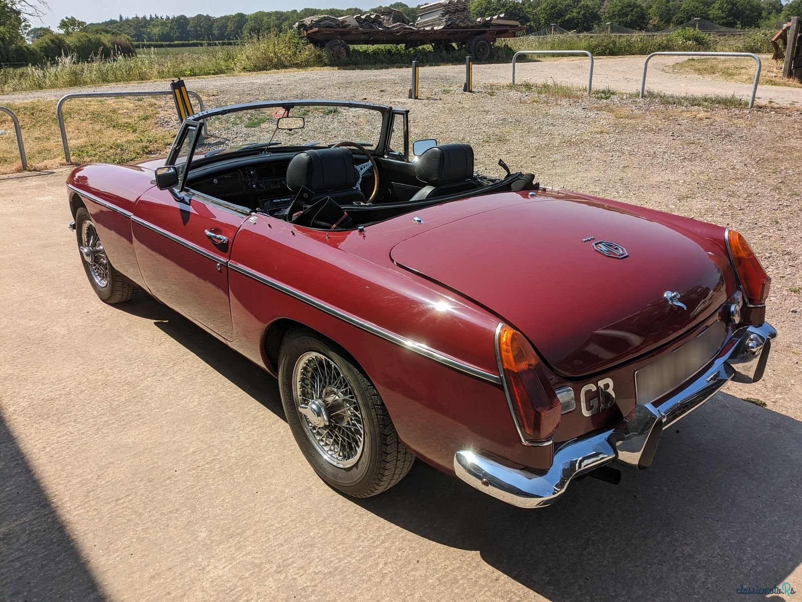 1972' MG B photo #5