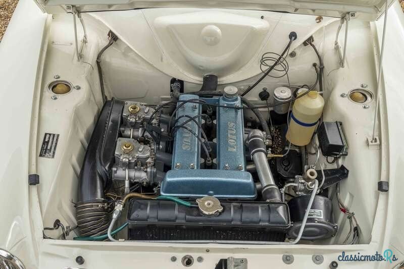 1965' Ford Cortina photo #3