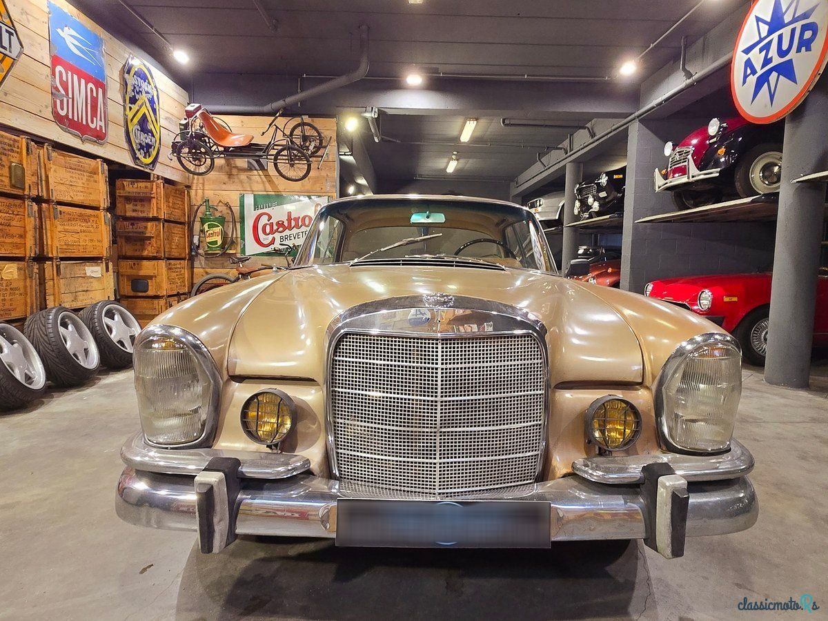 1964' Mercedes-Benz 220 photo #2