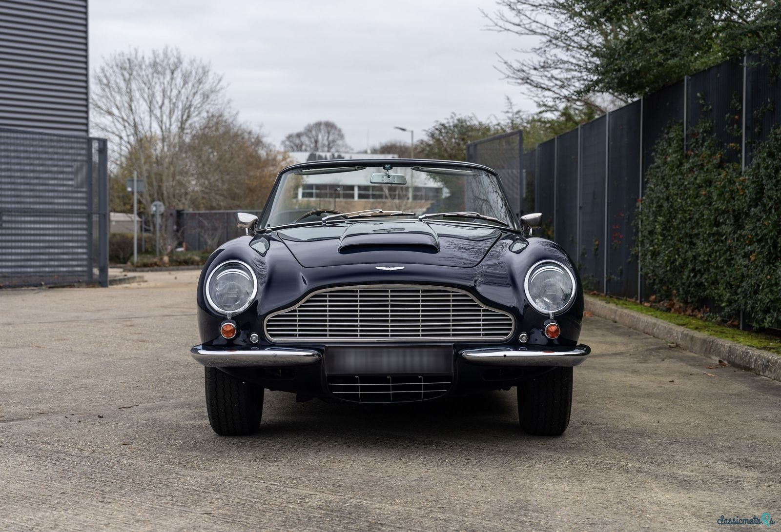 1970' Aston Martin DB6 Volante photo #5