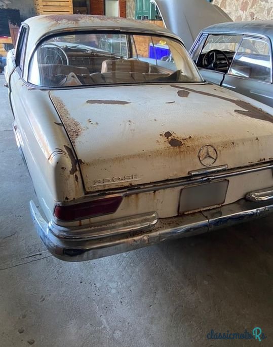 1963' Mercedes-Benz 220SE W111 photo #6