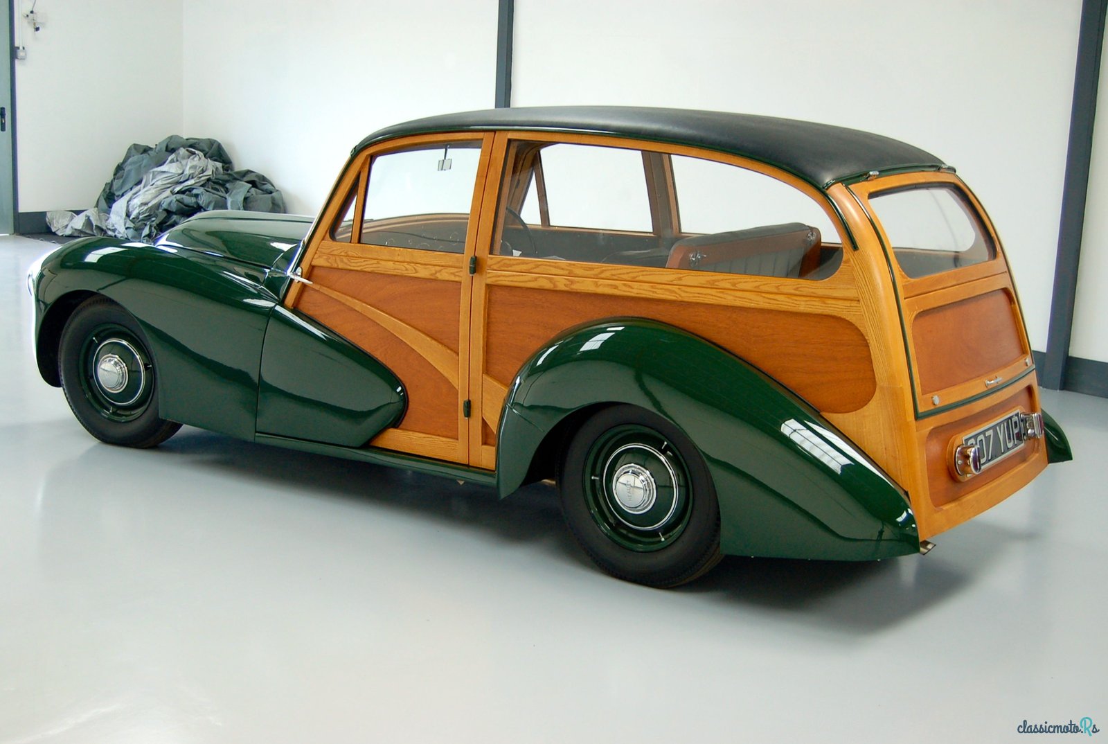 1948' Healey Woodie Estate photo #4