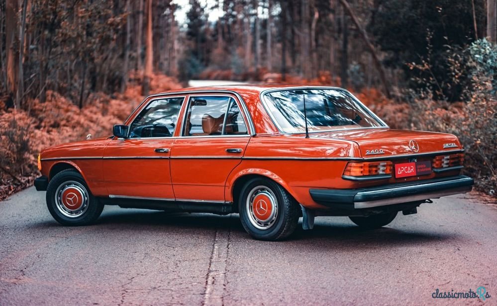 1977' Mercedes-Benz 240 photo #3