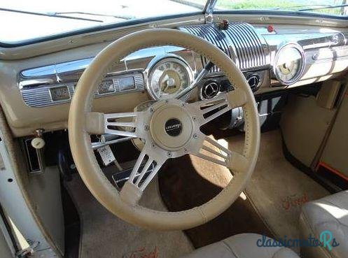 1946' Ford Deluxe photo #3