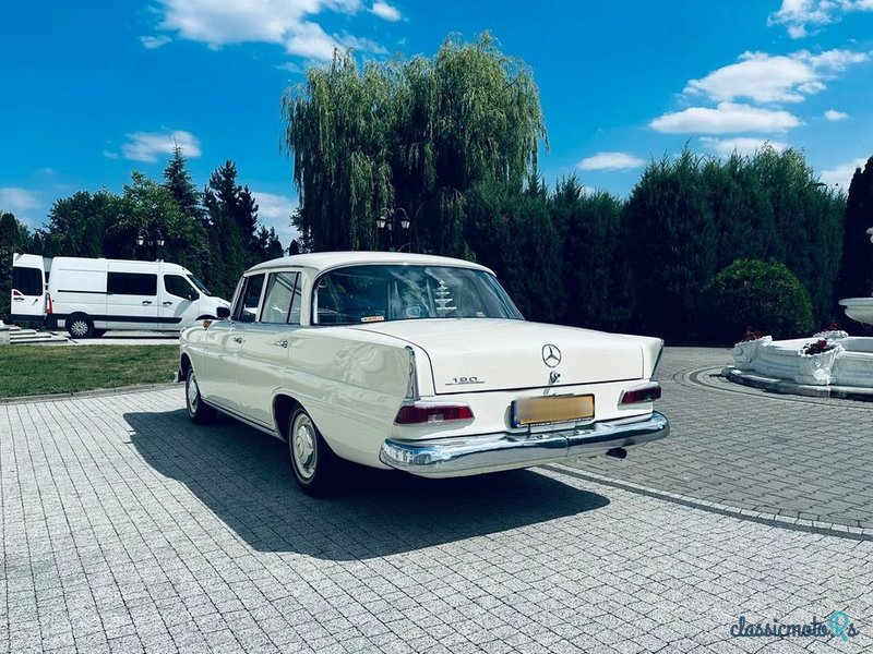 1964' Mercedes-Benz W110 photo #3