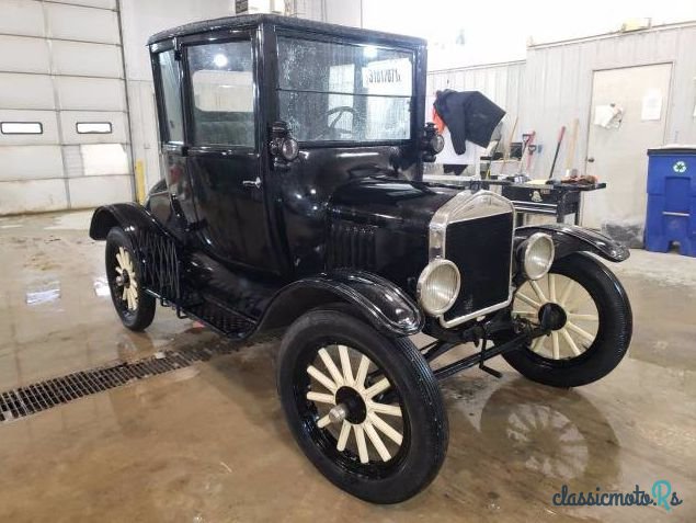 1917' Ford Model T photo #1