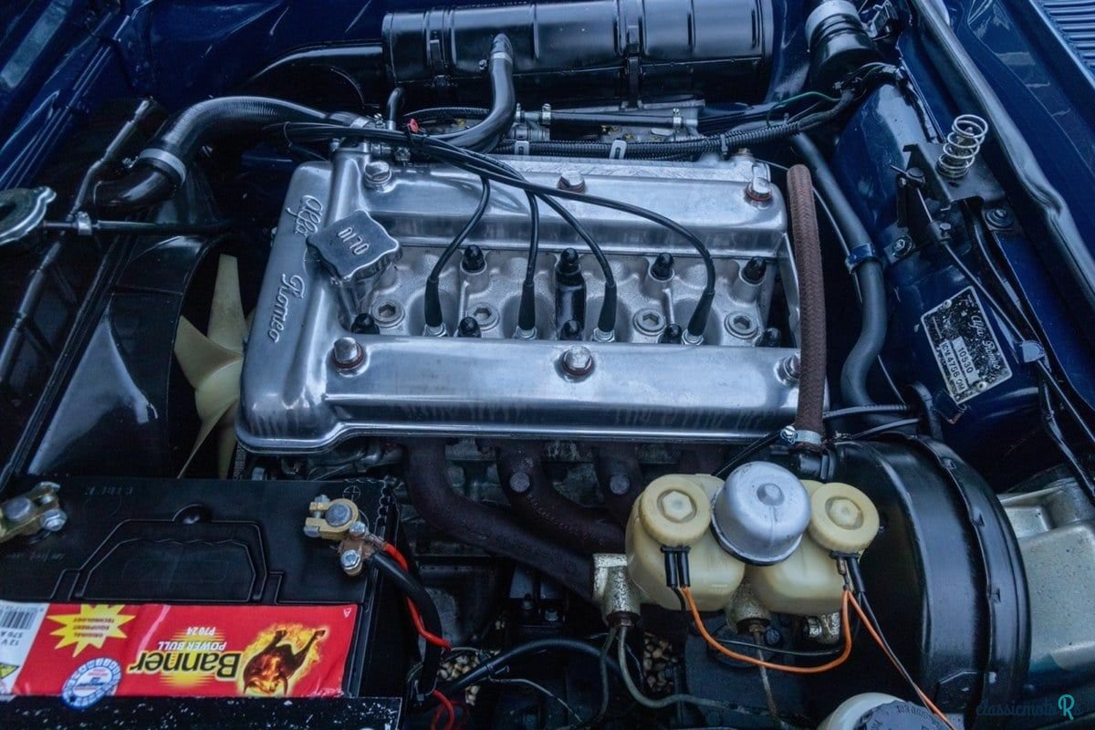 1971' Alfa Romeo Gt Junior photo #4