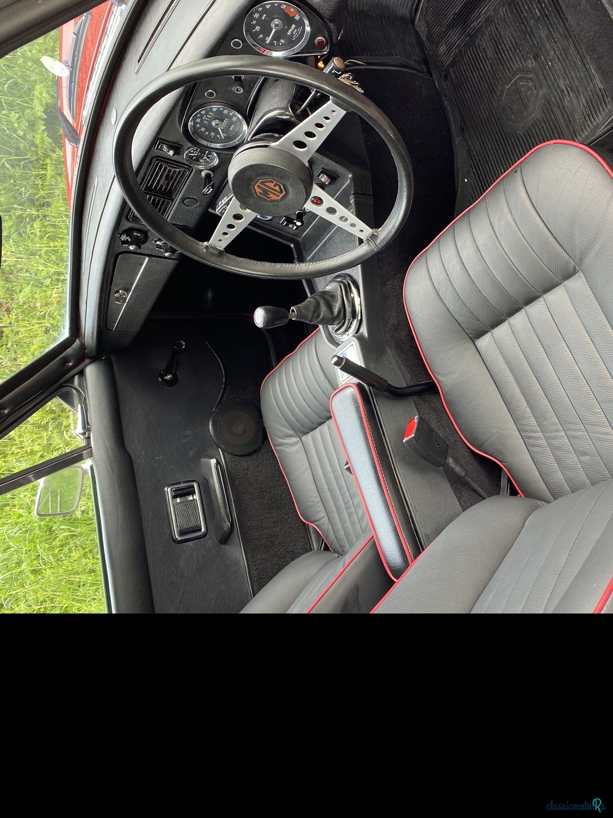 1975' MG Mgb Gt photo #5