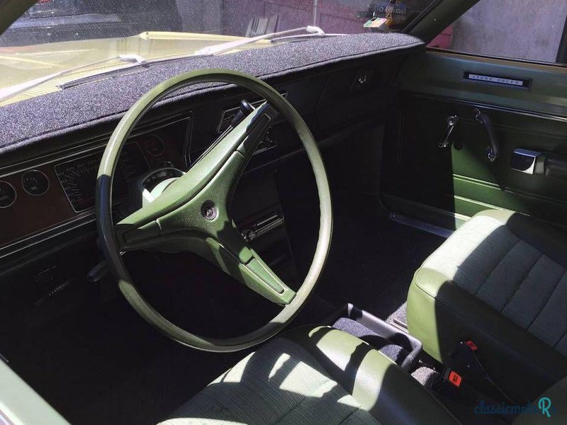 1972' Chrysler Valiant photo #3