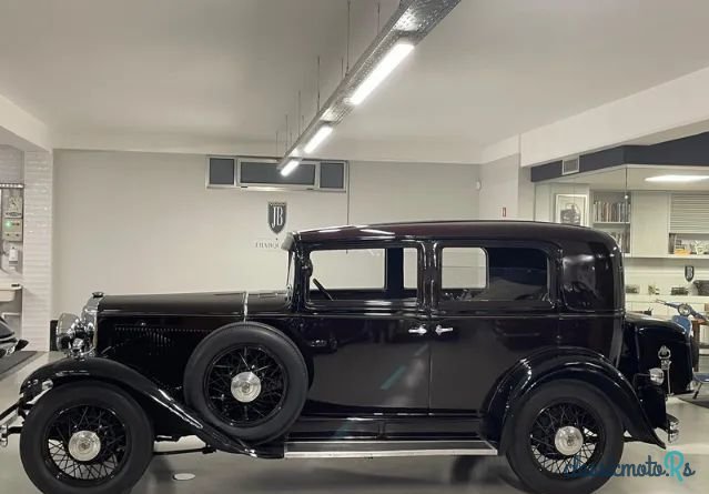1930' Nash Eight Sedan photo #3