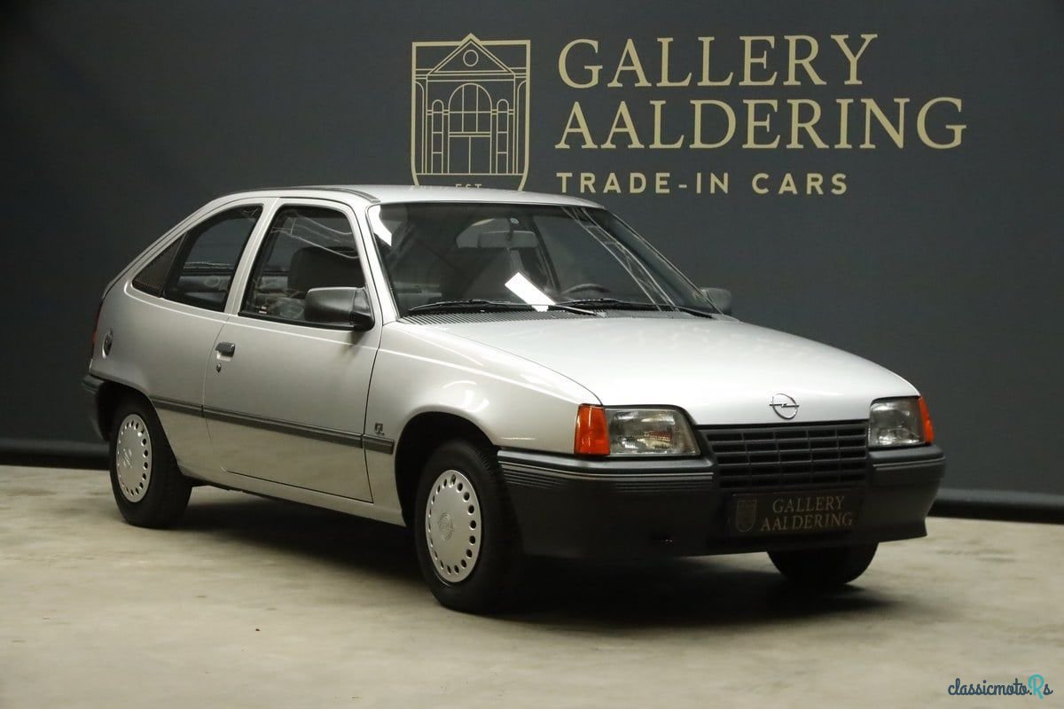 1988' Opel Kadett photo #3