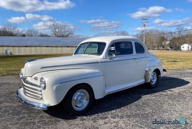 1946' Ford Super Deluxe photo #1