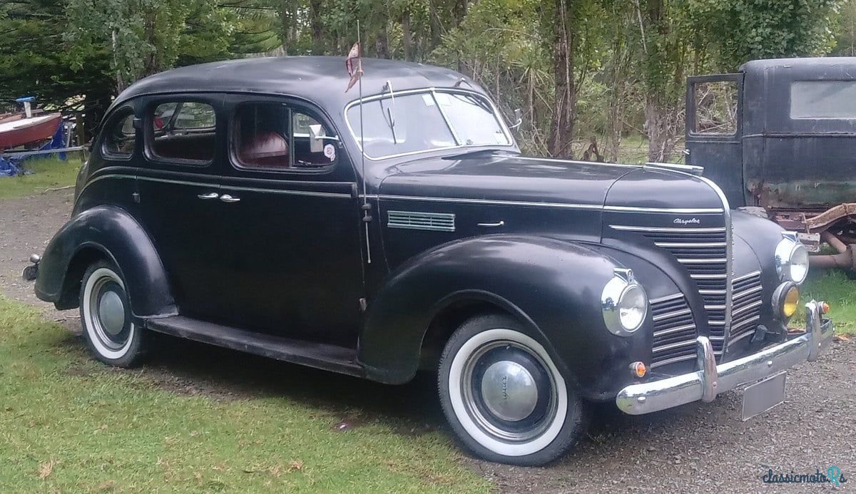 1939' Chrysler P8 Sedan photo #2