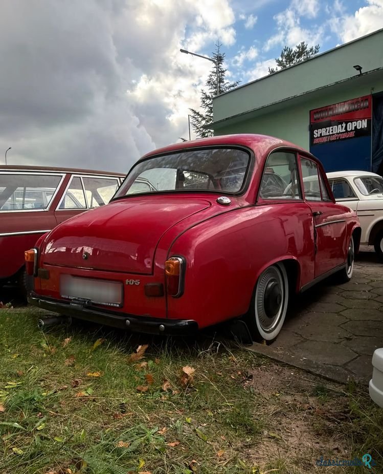 1975' Syrena 105 photo #3
