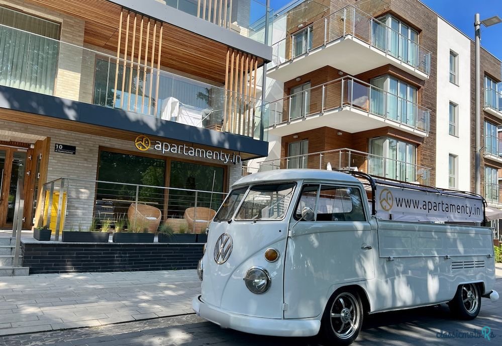 1968' Volkswagen Transporter photo #2