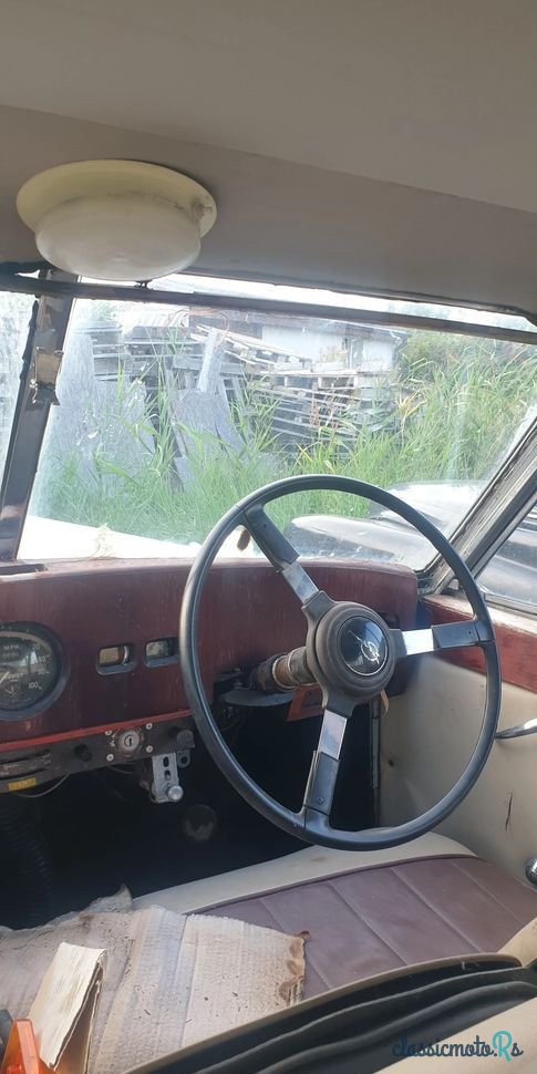 1964' Austin Princess photo #4