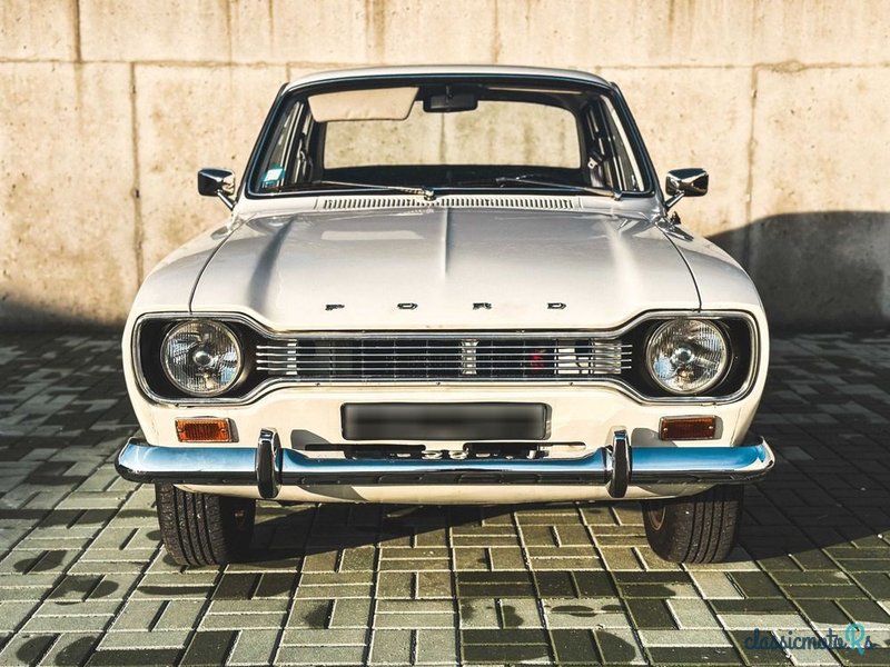 1971' Ford Escort photo #2