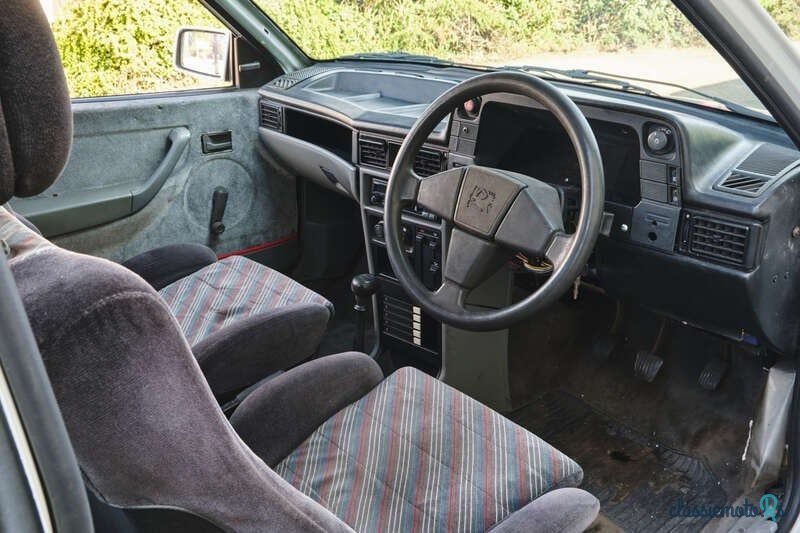 1988' Vauxhall Astra photo #2
