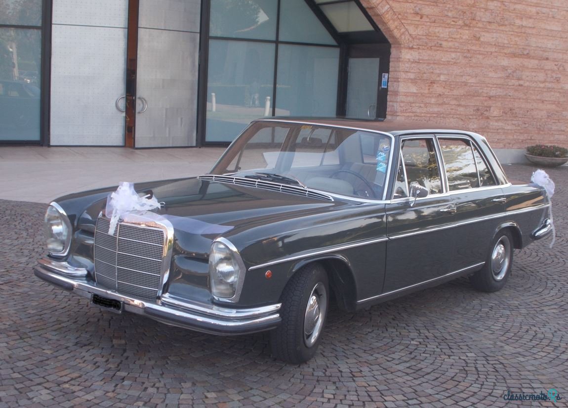 1967' Mercedes-Benz 250S photo #2