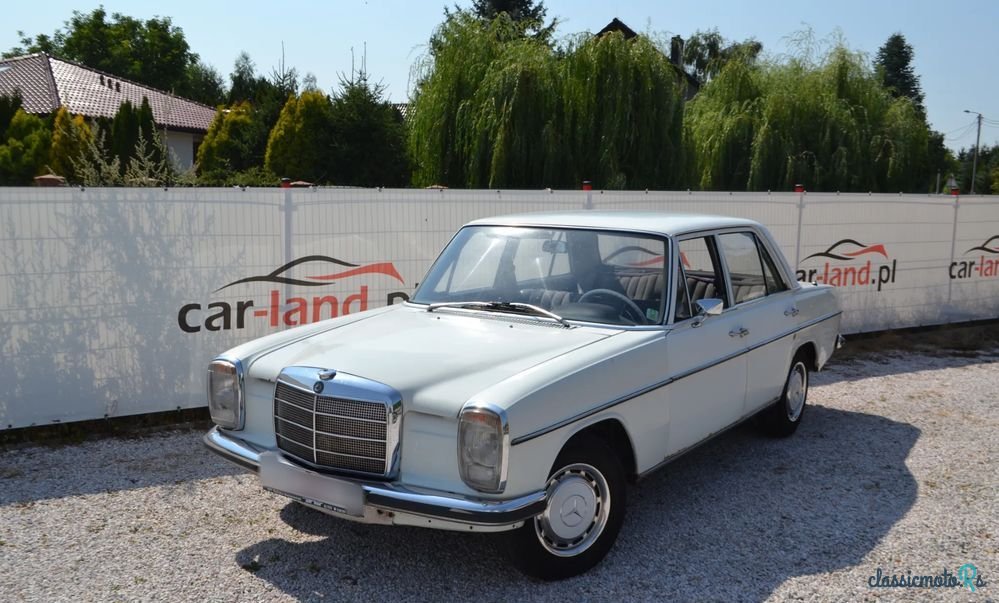 1971' Mercedes-Benz W115 photo #4