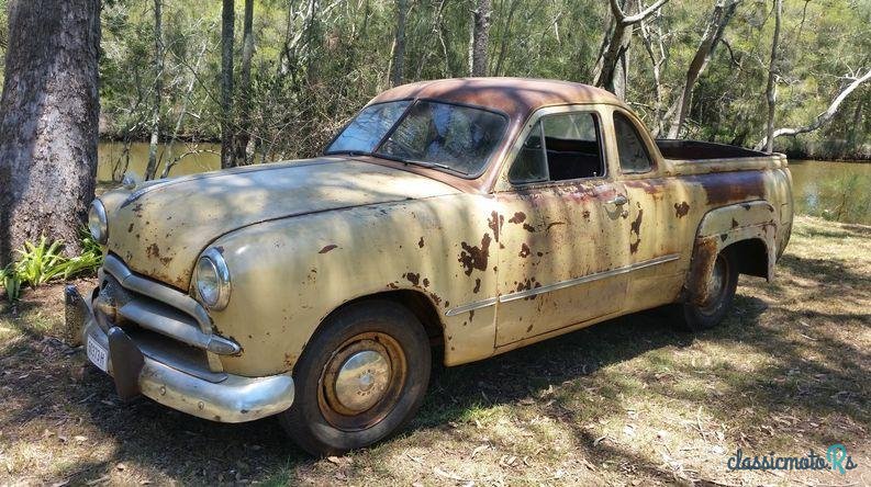 1949' Ford Custom photo #1