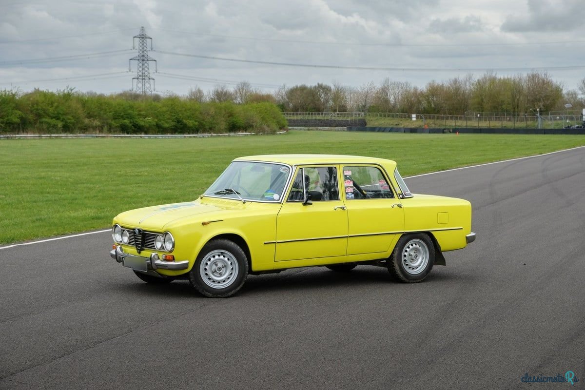 1968' Alfa Romeo Giulia photo #2