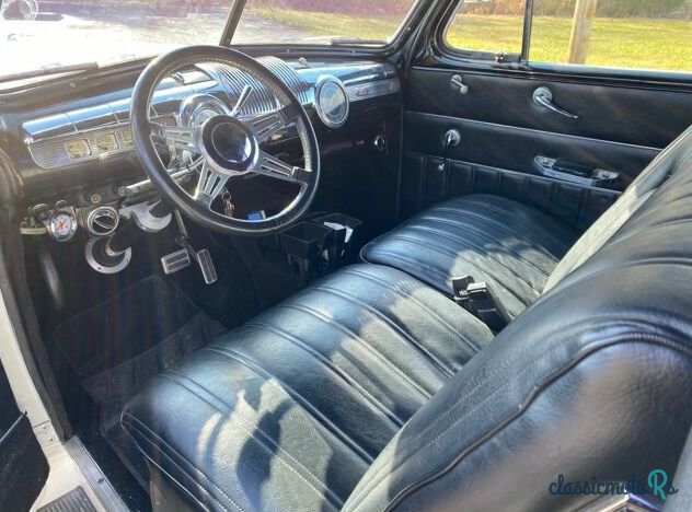 1946' Ford Super Deluxe photo #3
