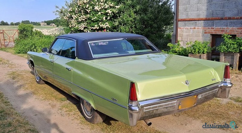 1969' Cadillac Deville photo #2