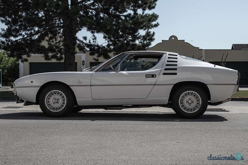 1975' Alfa Romeo Montreal photo #3