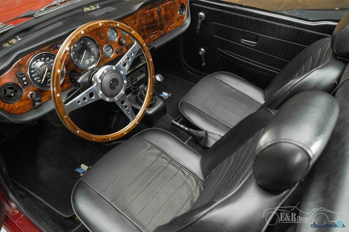 1974' Triumph TR6 photo #2