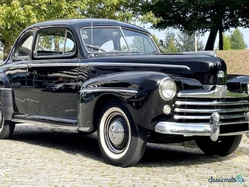 1948' Ford Coupe Super Deluxe photo #2