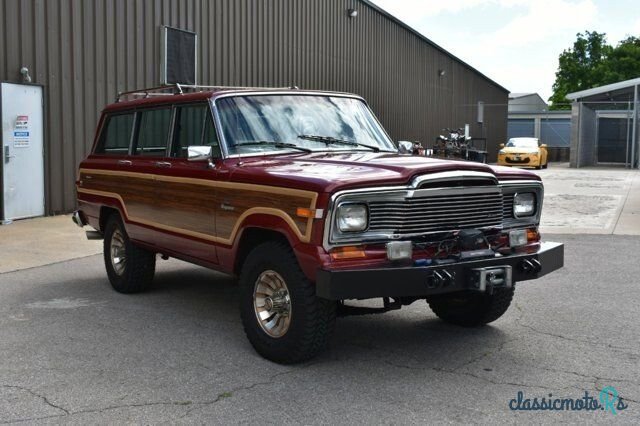 1984' Jeep Grand Wagoneer photo #5