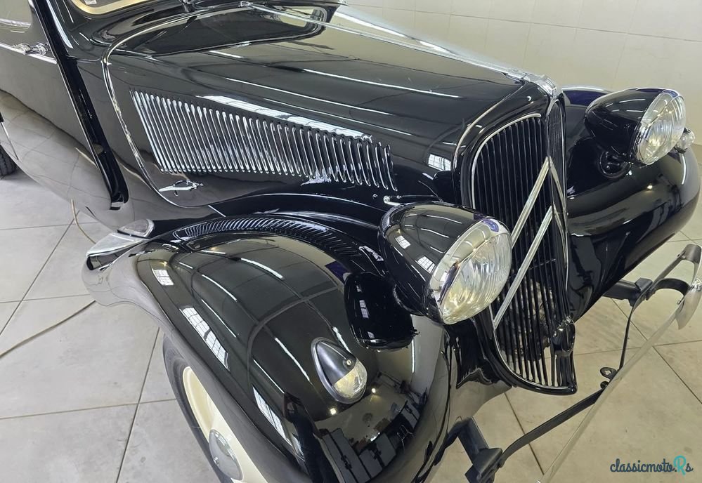 1953' Citroen 11 photo #4