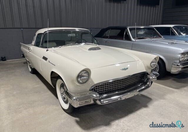 1957' Ford Thunderbird photo #4