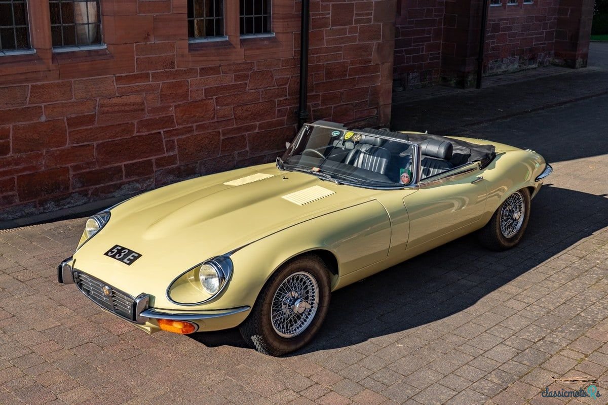 1973' Jaguar E-Type photo #1