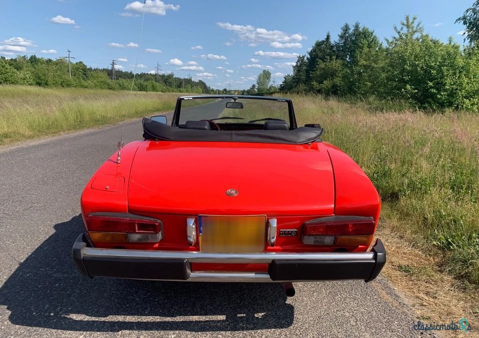 1979' Fiat 124 Spider photo #2