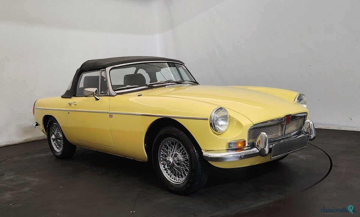1972' MG MGB photo #1