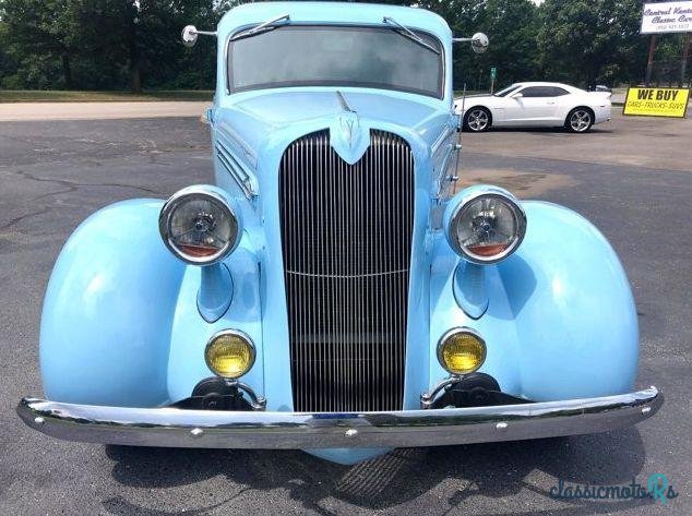 1936' Plymouth Deluxe photo #1