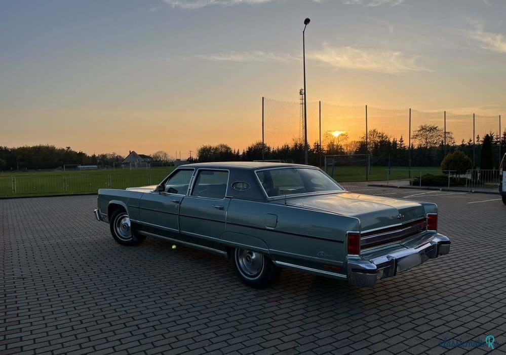 1976' Lincoln Continental photo #4