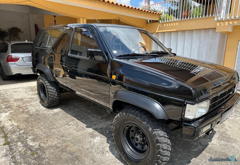 1990' Nissan Terrano photo #2
